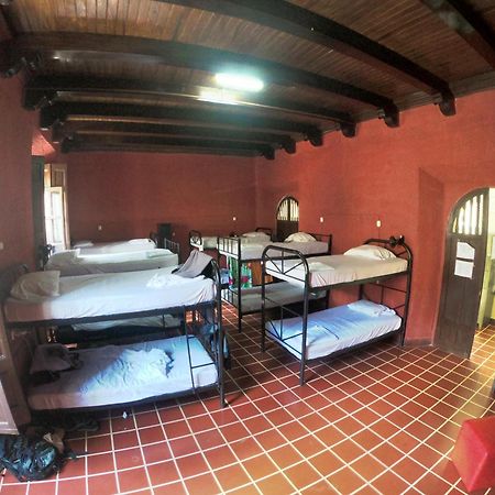 Ricks Hostel Santa Ana Exterior foto