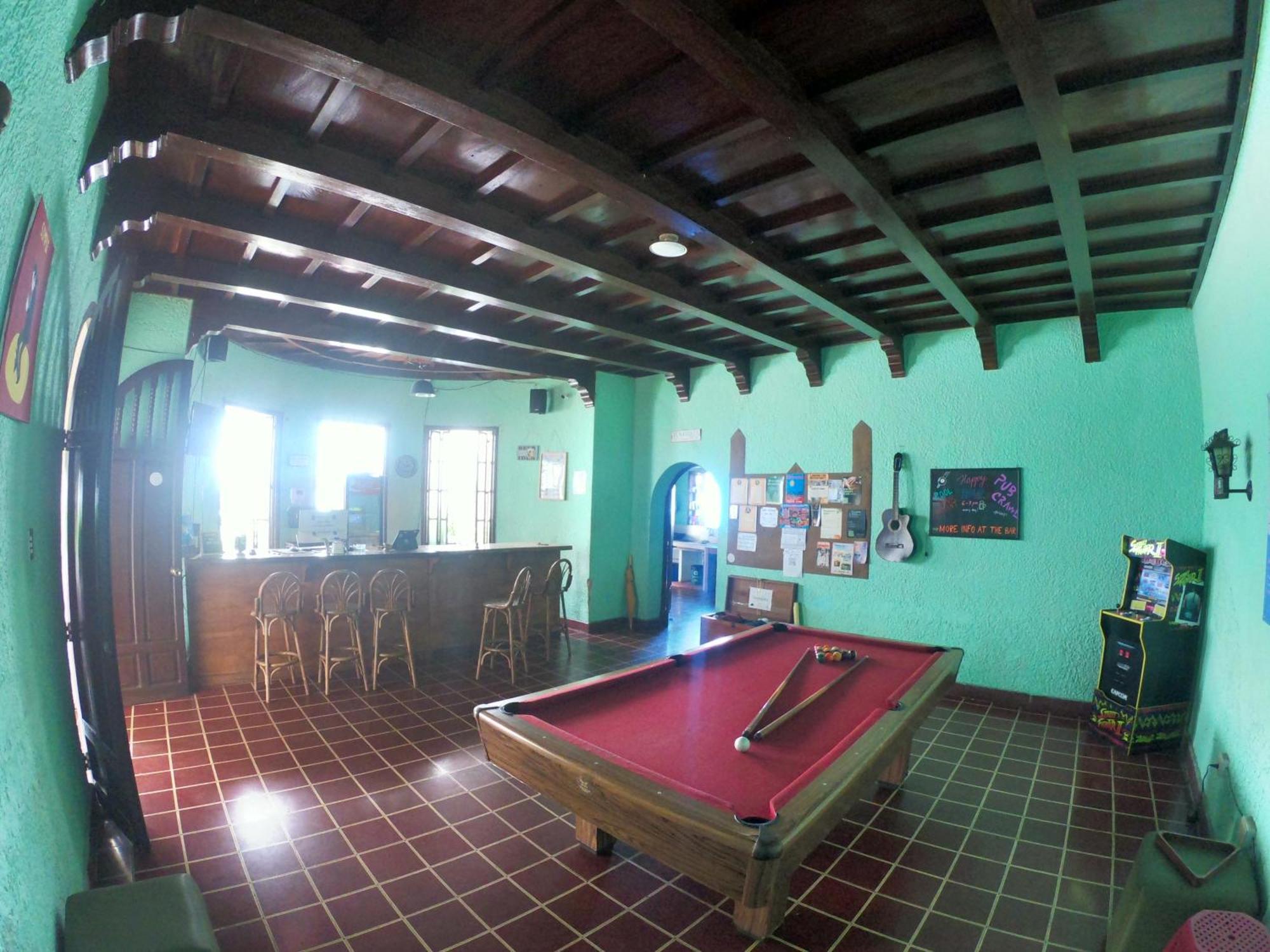 Ricks Hostel Santa Ana Exterior foto